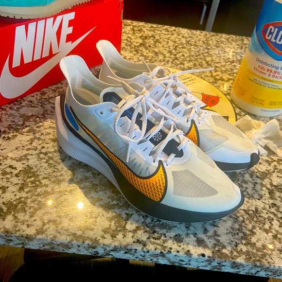 Nike zoom fly - Picture 1 of 1